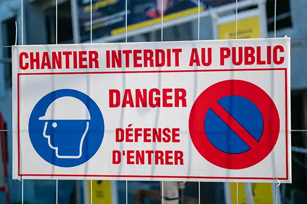 signalétique norme iso 7010 sécurite panneaux de chantier